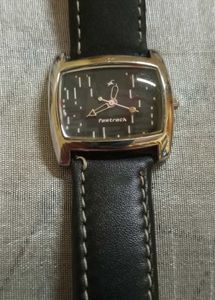 2 Branded Watches Fastrack &amp; Sonata For Women