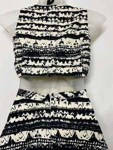 Monochrome Geometric Print Fit &amp; Flare Dress