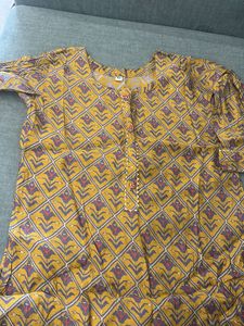 MuslinSilk K.P & Chiffon Dupatta With Gota Detail