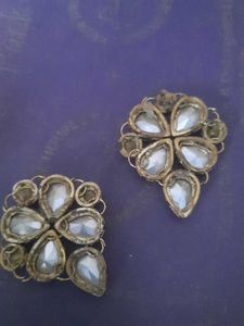 Sparkling Rhinestone Brooch Set
