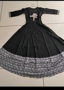 Elegant Black Kurta with Tree Embroidery