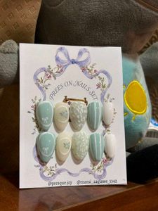 Pretty Pastel Press-On Nails