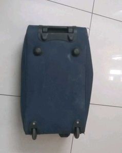 American Tourister Duffel Bag With Wheels