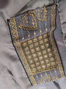 Elegant Grey floral print saree