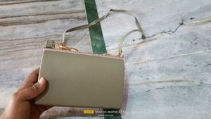 Sparkling Glitter Clutch with Gold Chain