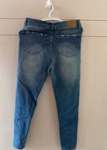 Blue High-Waisted Skinny Jeans