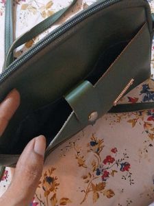 Chic Green Crossbody Bag not leather
