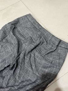 H&amp;M Grey Plaid Slim Fit Pants with Pockets