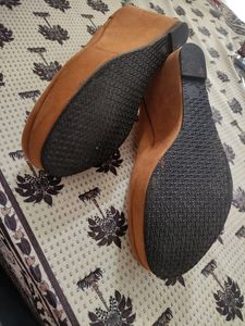 Brown Stylish Heels