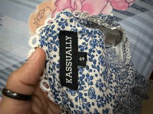 Boho Floral Cold Shoulder Top with bra pads