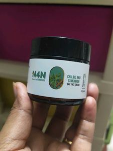 N4N Chilbil &amp; Cinnamon Day Face Cream