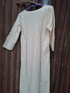 Elegant Embroidered Kurta