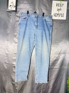 Light Wash Straight Leg Jeans