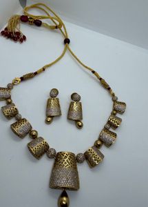 Exquisite Necklace and Earring Set