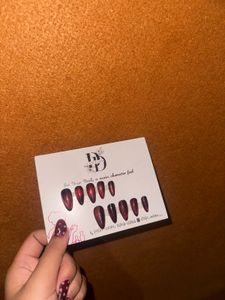 Chic Burgundy Press-On Nails