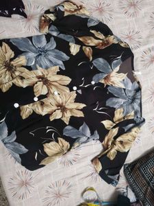 Floral Print Button-Up Top for women in xl