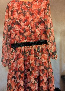 Besiva Floral Print Dress (S)