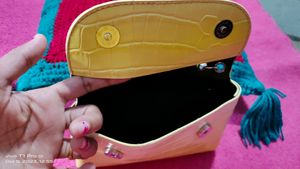 Beautiful Leather Yellow Purse 👜