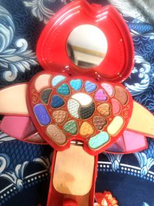 :The Ultimate Beauty Treasure Chest: All-in-One He
