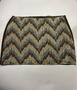 Chic Chevron Pattern Mini Skirt