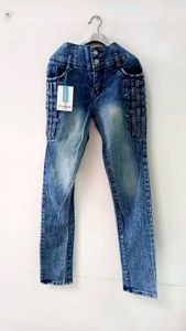 Elegant women's jeans and jegging