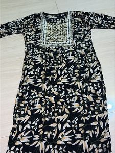 Beautiful Floral Print Kurta margin in kurti XL