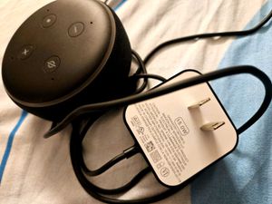 Amazon Echo Dot (3rd Gen) smart speaker with Alexa
