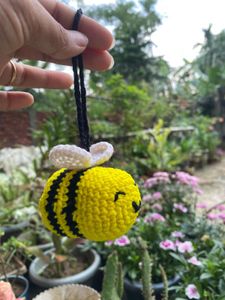 Crochet Honeybee Keycharm / Bagcharm