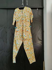 Co-Ord Set In Foral Print