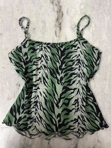 SALE!! green y2k vintage zebra print top