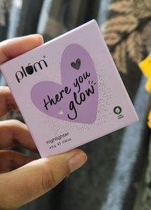 Plum there You Glow Highlighter 124 Miracle Bronze