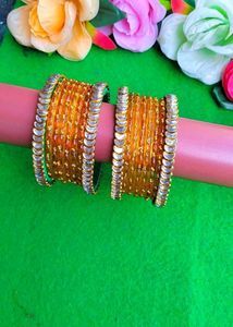 beautiful side bangles with glass bangle