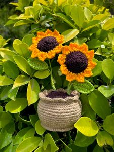 Crocheted Sunflower Pot Decor