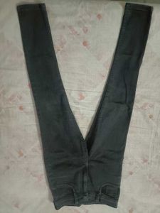 Women black jeans