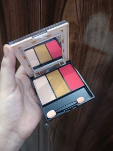 Makeup pallet combo