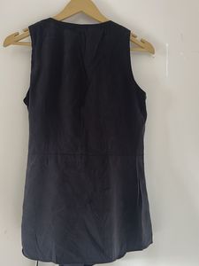 Chic Sleeveless Black Wrap Top