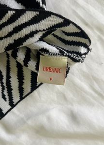 Urbanic - Zebra Print Knit Camisole Top