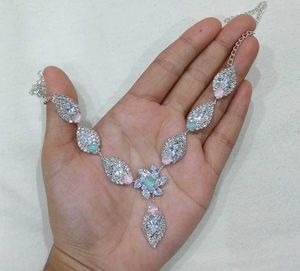 Pastel Pink, Mint Green Necklace &amp; Earrings Set🤍