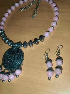Elegant Pink Beaded Necklace
