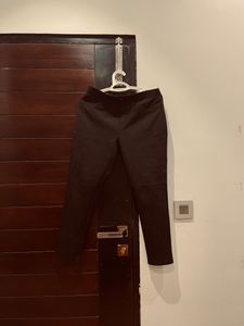 numero original black leggings .. Not even used once