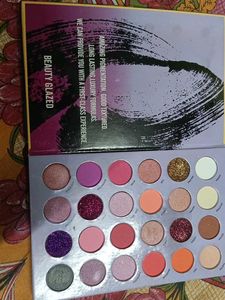 Vibrant Eyeshadow Palette