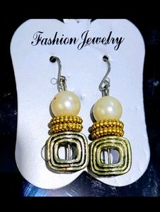 2 Set Long Earrings
