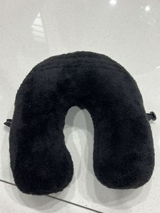 Black Travel 🧳 Neck Pillow