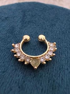 ✨️Dazzling Gold Septum Ring with Crystal✨️s