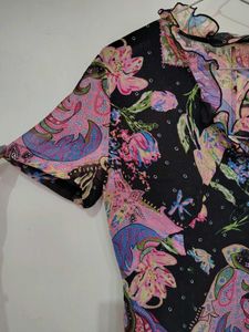 Vibrant Floral Print Ruffle Blouse
