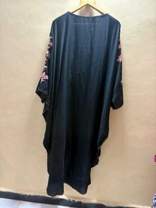 Elegant Black Kaftan with Pink Embroidery
