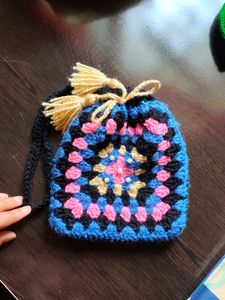 Crochet Drawstring Pouch
