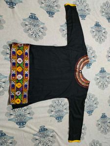 Embroidered Kurtas Set