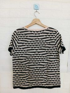 Chic Striped Round Neck T-Shirt
