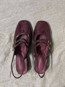 Chic Burgundy Patent Slingback Heels